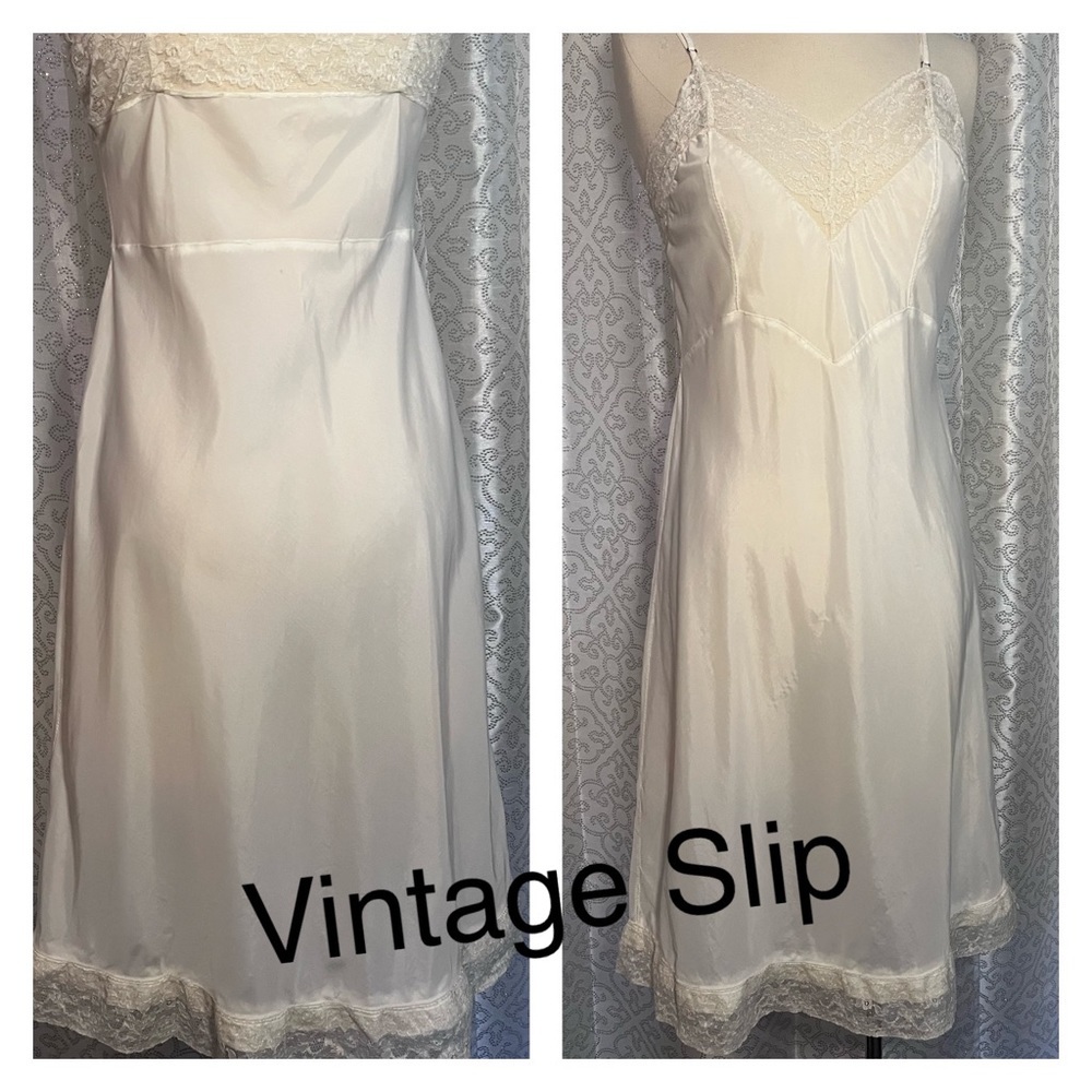 Vintage cream slip